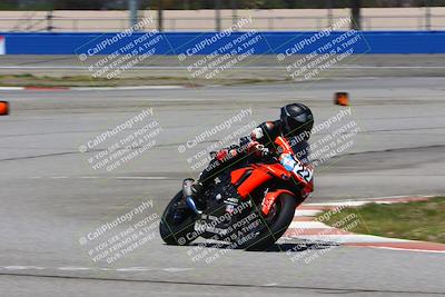 media/Apr-23-2022-Fastrack Riders (Sat) [[cb2d6ae73d]]/LEVEL 4/1PM TURN 6 OUTSIDE/